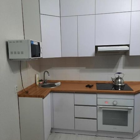 דירות אסטנה Кошкарбаева 45 Б מראה חיצוני תמונה