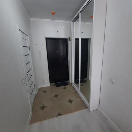 דירות אסטנה Кошкарбаева 45 Б מראה חיצוני תמונה