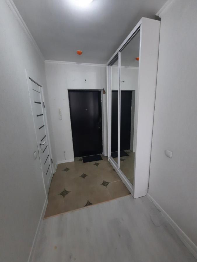 דירות אסטנה Кошкарбаева 45 Б מראה חיצוני תמונה